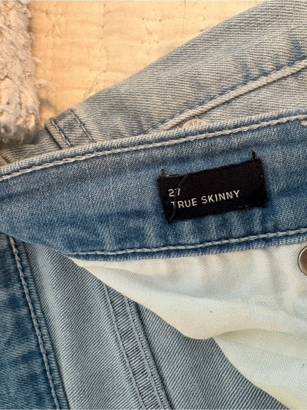 Gap True Skinny - Picture 2 of 2